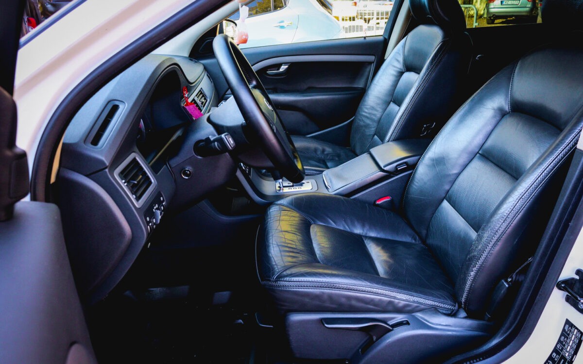 volvo_xc70_leti_lietots_auto_pirkt