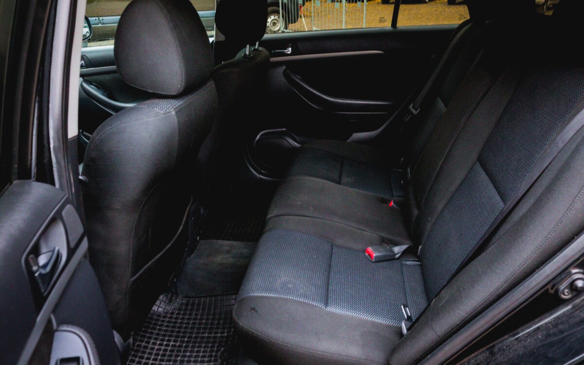 Toyota_Avensis _pirkt_leti_lietoti_auto-8