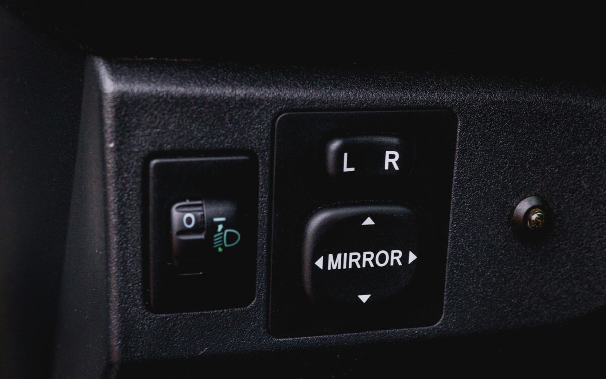 Toyota_Yaris_pirkt_leti_lietoti_auto-2