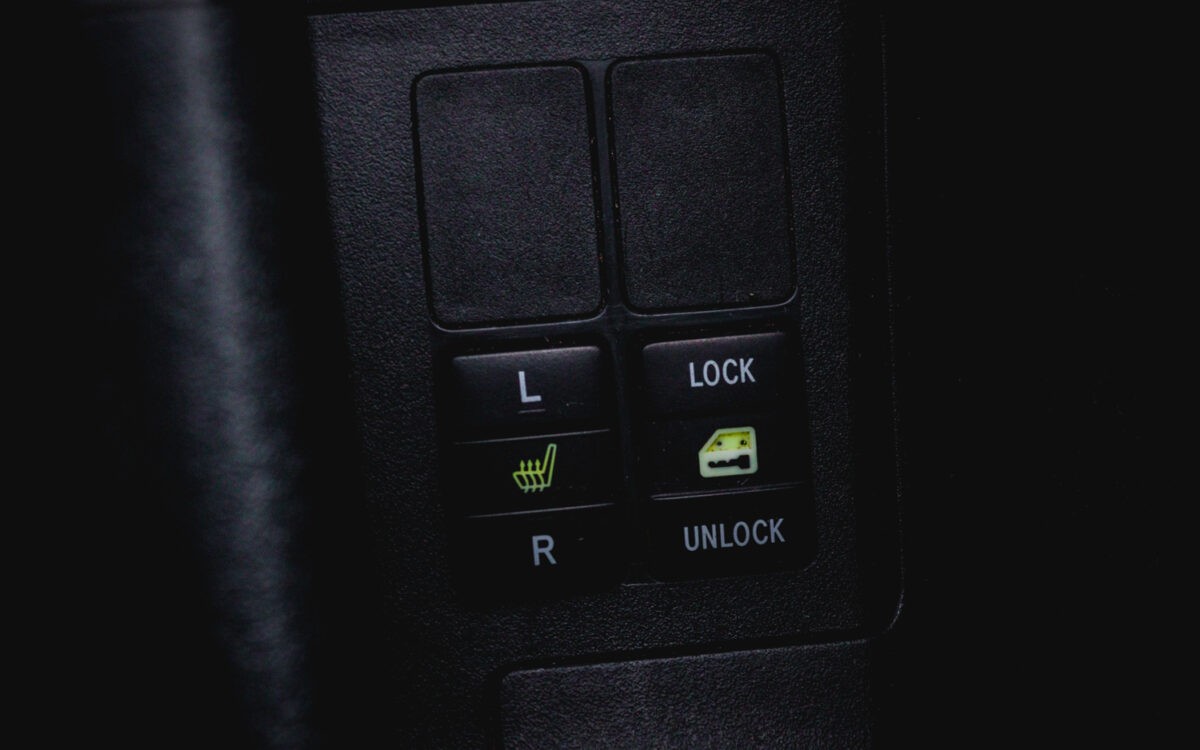Toyota_Yaris_pirkt_leti_lietoti_auto-3