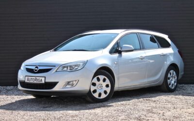 OPEL	ASTRA 	2011.gada