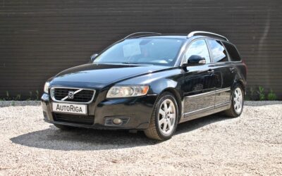 VOLVO	V50	2009.gada