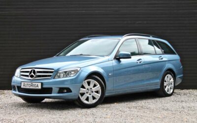 MERCEDES	C200  2010.gada