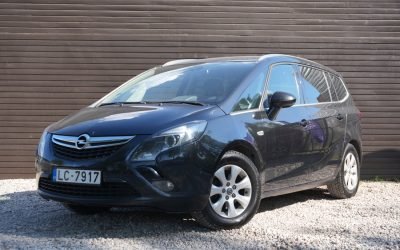 Opel Zafira 2014. gada