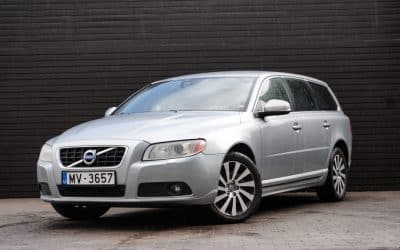 Volvo V70 2013. gada