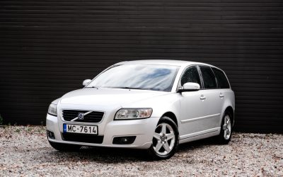 Volvo V50 2008. gada