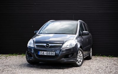 Opel Zafira 2010.gada
