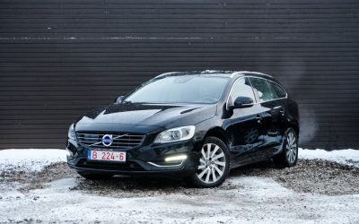 Volvo V60 2016. gada