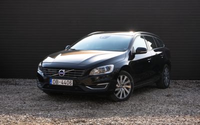 Volvo V60 2016. gada