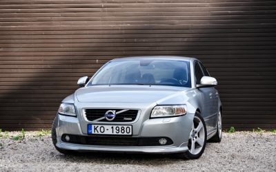 Volvo S40 2012. gada