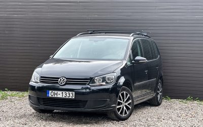 VW TOURAN 2014. Gada