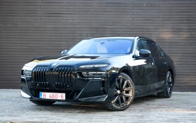 BMW 740 2023. gada