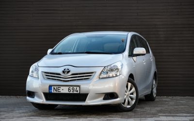 Toyota Verso 2010.gada