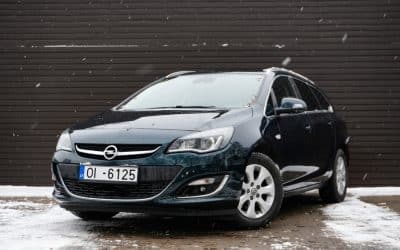 Opel Astra 2015.gada