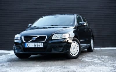 Volvo V50 2008.gada