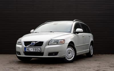 Volvo V50 2011. gada