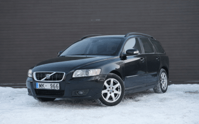 Volvo V50 2008. gada