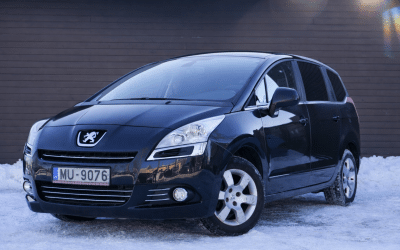 Peugeot 5008 2012. gada
