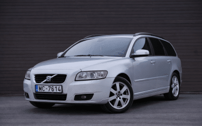 Volvo V50 2008. gada