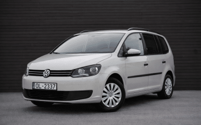 Volkswagen Touran 2012. gada