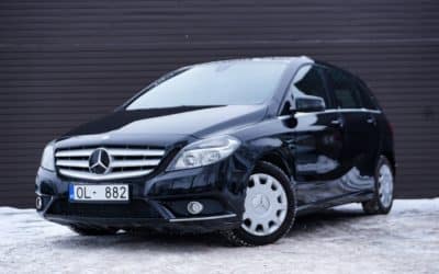 Mercedes B180 2013. gada