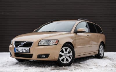 Volvo V50 2008. gada