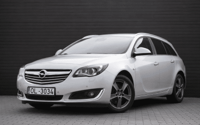 Opel Insignia 2013. gada
