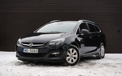 Opel Astra 2014. gada