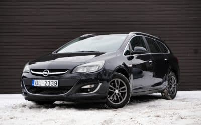 Opel Astra 2013. gada