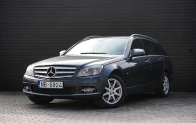 Mercedes C320 2008. gada