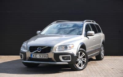 Volvo XC70 2011. gada
