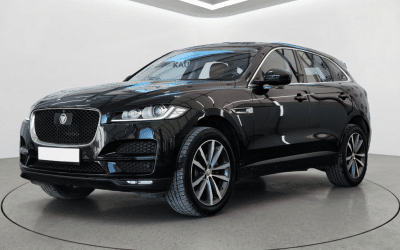 Jaguar F-Pace 2017. gada
