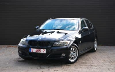 BMW 318 2010. gada