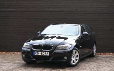 Bmw 318 2010. gada